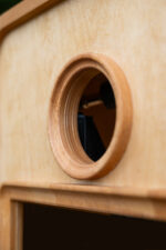 Avant-Garde Photo Booth - Image 9